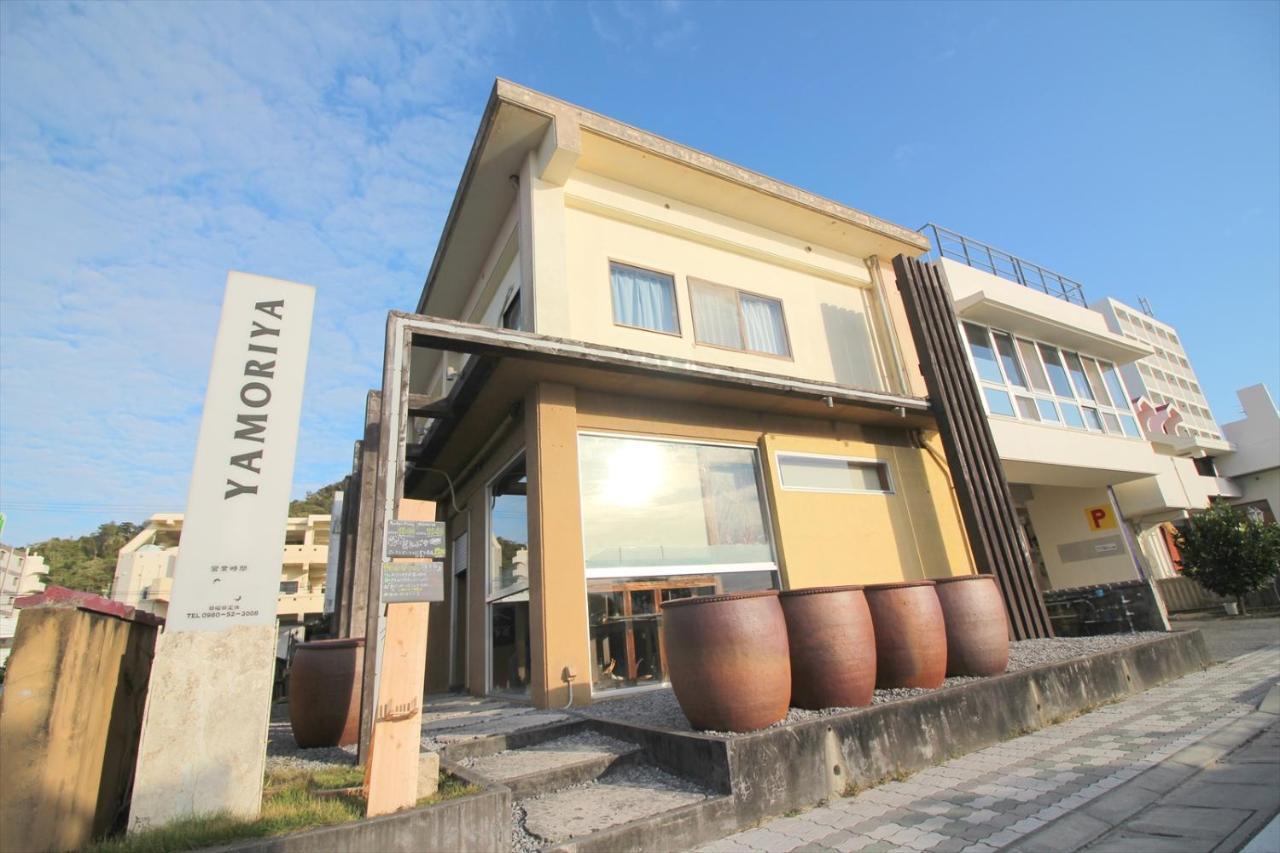 Beach side hotel YAMORIYANONIKAI J29 Nago Exterior foto