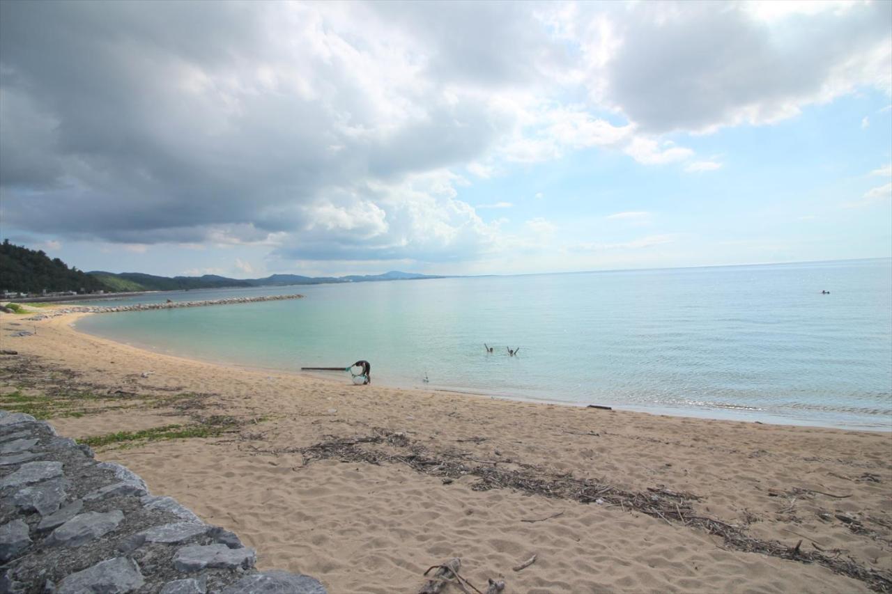 Beach side hotel YAMORIYANONIKAI J29 Nago Exterior foto